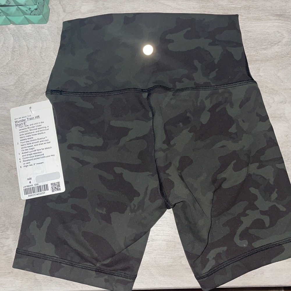 lulu lemon biker athletic spandex shorts camo